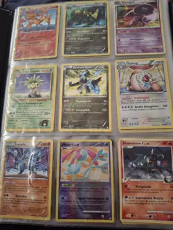ALBUM RACCOGLITORE POKEMON + 126 CARTE HOLO RARE COMUNI REVERSE CARDS VINTAGE - Image 2