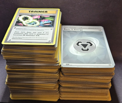 416 Pokemon Card Lot – Energy + Trainer/Supporter – LP–MP – Mixed Sets - Image 1