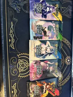 Gamer Supps V Card Rising Stars Unopened Booster Pack - Image 1