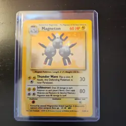 Pokemon TCG - Magneton 9/102 Holo Rare Base Set Unlimited NM - Image 1