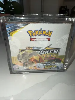 Pokemon Booster Box Sun & Moon Unbroken Bonds Sealed 2019 English In Acrylic Box - Image 3