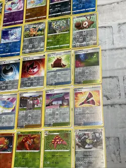 Pokemon TCG Darkness Ablaze Reverse Holo Lot of 95 Cards NO DUPES NM Near Mint - Image 3