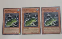 Yugioh Des Frog CRV-EN026 1st Edition Common NM X3 - Image 1