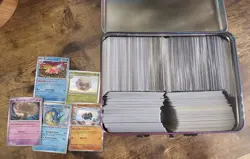 Pokemon Card Bulk Lot of 1000 Cards with Lunch Box Tin - Image 3