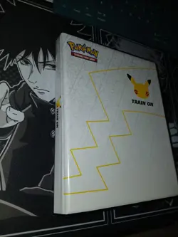 Pokemon TCG 25th Anniversary Celebrations Jumbo Card Binder With 28 Cards - Image 2