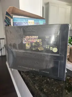 Pokemon TCG Sword & Shield Zacian ETB Elite Trainer Box Plus Factory Sealed 753569218804 - Image 2