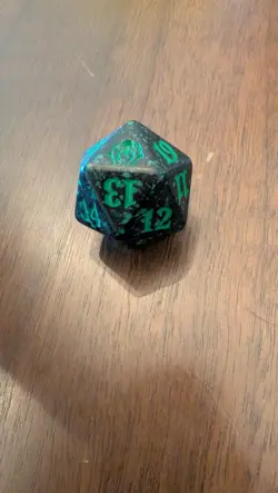 Golgari D20 Spin Down Die, From Magic The Gathering, Green/Black Colored - Image 4