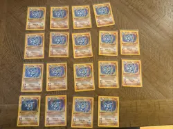 1999 Base Set Vintage Pokemon 18 Card Lot: Holo 1st Edition Machamp 8/102 x 18 - Image 1