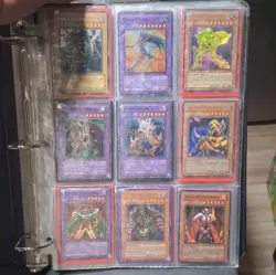 26 card lot 20 holos!Konami Yu-Gi-Oh! TCG Binder Lot - Image 1