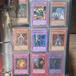 26 card lot 20 holos!Konami Yu-Gi-Oh! TCG Binder Lot - Image 2