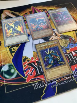 Yu-Gi-Oh FMR-001 RED EYES BLACK DRAGON LOT & TRI HORNED DRAGON LOB 1st MP-HP - Image 2