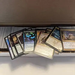 Magic The Gathering MTG Deckmaster Game Lot Est. 950 + Random Loose Cards - Image 1