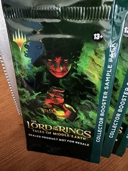 MTG 1x Lord of the Rings Tales of Middle Earth Collector Booster Sample Pack - Image 2