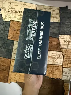 Pokemon TCG: Hidden Fates Elite Trainer Box 820650804731 - Image 5