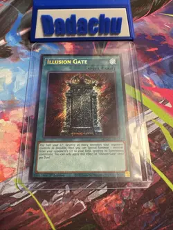 Illusion Gate - MZMU-EN023 - Secret Rare - 1st Edition - Yugioh - Near Mint - Image 1