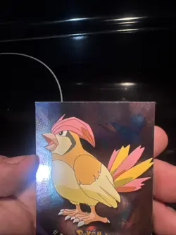 Pokemon Pidgeotto #17 Topps Chrome Base Holo - Image 5