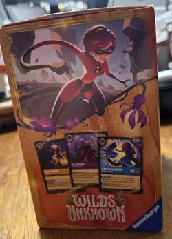 DISNEY LORCANA TCG: WILDS UNKNOWN ILLUMINEER'S TROVE BOX New Sealed Box Collect - Image 3