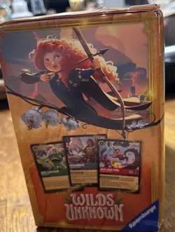 DISNEY LORCANA TCG: WILDS UNKNOWN ILLUMINEER'S TROVE BOX New Sealed Box Collect - Image 5