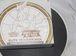 POKEMON TCG Sword & Shield Brilliant Stars ELITE TRAINER BOX New Official 820650850127 - Image 3