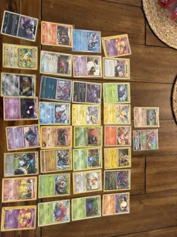 Pokemon TCG mixed Pokemon Card Lot of 34 Cards. - Image 1