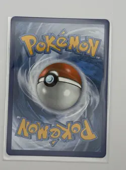 The Pokemon Company Aegislash VMAX 127/185 Vivid Voltage Ultra Rare Holo EN - Image 2
