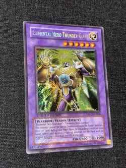 Yu-Gi-Oh! Elemental Hero Thunder Giant EHC2-EN004 Secret Rare Limited Edition - Image 3