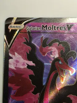 Galarian Moltres V Chilling Reign 176/198 Full Art Holo Ultra Rare 220 HP - Image 2