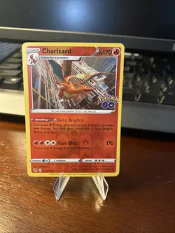 Charizard 010/078 Pokemon GO Reverse Holo - Image 1