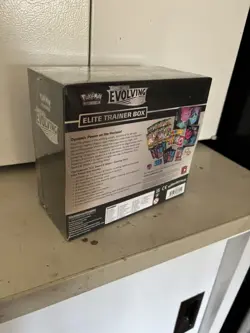 Pokemon Evolving Skies ETB Elite Trainer Box Sealed 8 Booster Packs - SHIPS NOW - Image 2
