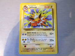 JOLTEON 20/64 rare, POKEMON CARD (JUNGLE SET) LP .non- holo , 1999 - Image 1