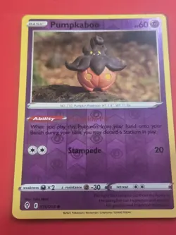 Pumpkaboo 76/203 Pokemon Evolving Skies Reverse Holo Common Yuka Morii - Image 1