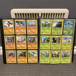Pokemon Binder & Cards - Lot - Image 4
