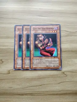 Yu-Gi-Oh! - Cliff The Trap Remover 3X - Complete Playset Of Commons - Image 1