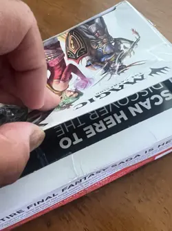 Magic: The Gathering Final Fantasy Play Booster Box (30 packs) slightly opened - Image 1