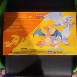 Pokemon TCG Reshiram & Charizard-GX TAG TEAM Collection Box Promo 2019 - Image 2