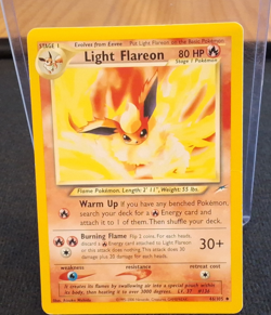Light Flareon Neo Destiny 46/105 Unlimited 2000 English 80 HP Lightly Played - Image 1