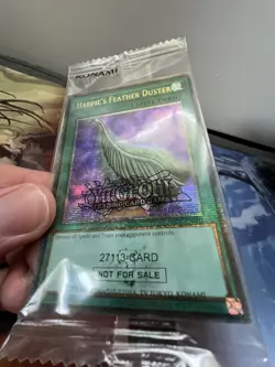 Yu-Gi-Oh! TCG - Harpie's Feather Duster - EDC1-EN001 - Misprint Quarter Century - Image 4