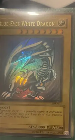 Yu-Gi-Oh! Blue-Eyes White Dragon SDK-001 Ultra Rare Holo Unlimited Konami 1996 - Image 2