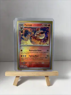 2025 Pokemon Prismatic Evolutions Flareon Master Ball 013/131 LP - Image 2