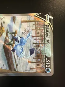 Glaceon V (Alternate Full Art) 175/203 SWSH07: Evolving Skies Holo Pokemon - Image 4