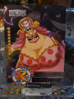 CHARLOTTE LINLIN R Holo Foil ONE PIECE Anime TCG CCG Collectible Card - Image 1
