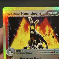 Team Magma's Houndoom 10/95 Team Magma vs Team Aqua Reverse Holo Rare - Image 5