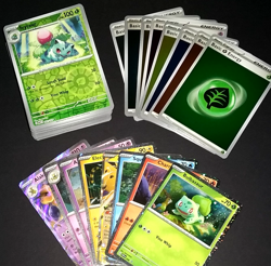 POKEMON SCARLET & VIOLET 151 LOT - REVERSE HOLOS PROMOS & ENERGIES (100 cards) - Image 1