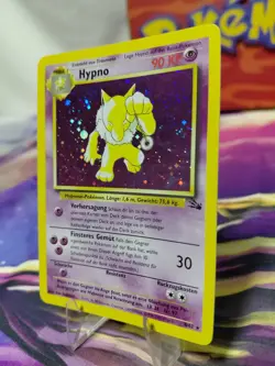Pokemon TCG Hypno Fossil Holo Unlimited HUGE SWIRL 8/62 LP Condition GERMAN - Image 2