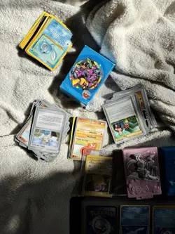 Huge 1990s-early 2000s Vintage Pokemon Lot! 700+ Cards! Read Description!!! - Image 2