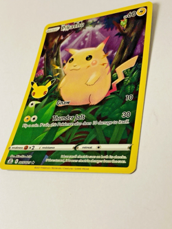 Pokemon TCG Celebrations Pikachu Holo Card 005/025 25th Anniversary - Image 2