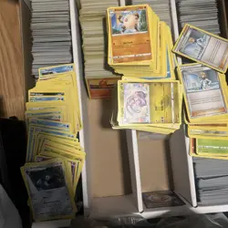 550+ Pokemon Cards Bulk Lot Collection Random Cards No Energy Yellow Borders🔥 - Image 1
