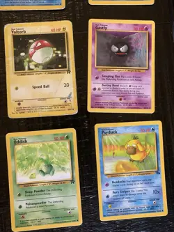 Vintage Pokemon Card Lot LP/MP/DMG 32 Cards - Image 3