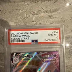 POKEMON TCG Mew VMAX 114/264 Swsh08: Fusion Strike PSA 10 GEM MT - Image 2
