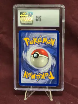 VINTAGE Pokemon TCG CGC 8 NM/MINT Moltres 12/62 Fossil Holo - Image 2